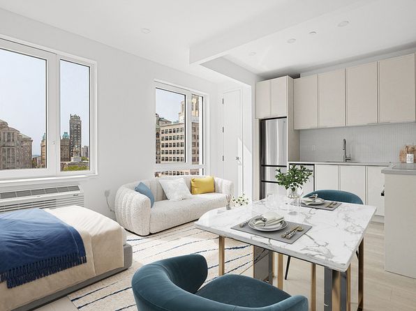 150 Lawrence St #895