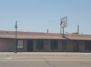 865 Navajo Blvd, Holbrook, AZ 86025