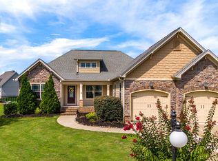 8559 Stack Rock Ln, Ooltewah, TN 37363