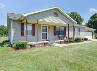 3040 W Berry Rd, Rives junction, MI 49277