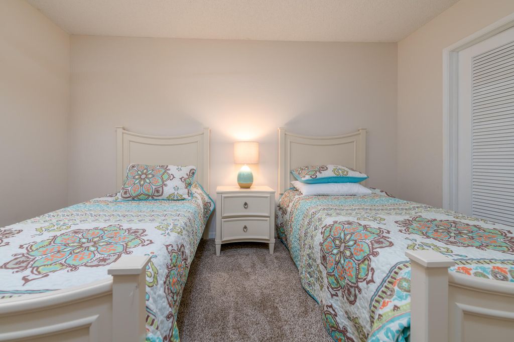 2731 NE 14th Street Causeway #427, photo 8