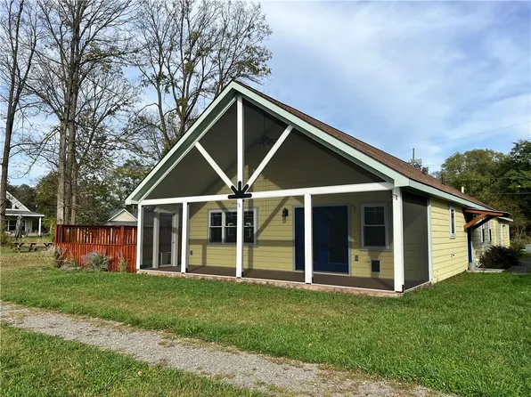 226 Amabel Rd, Ithaca, NY 14850