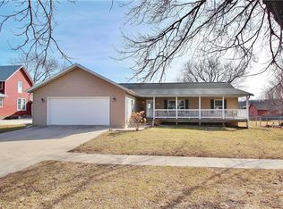 316 W Jackson St, Panora, IA 50216