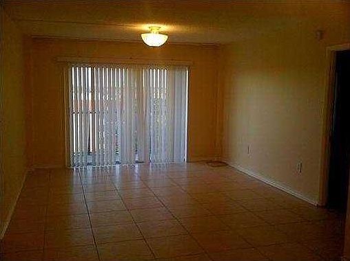 2nd image of 4152 Inverrary Dr APT 310