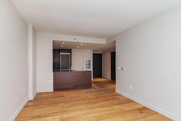 Sold by Maz Group NY | media 2