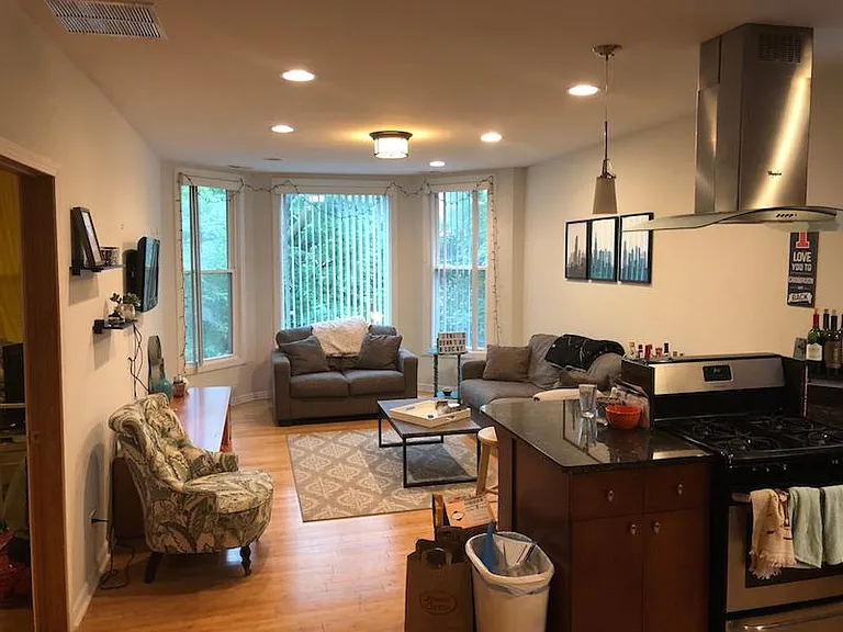 3416 N Greenview Ave #3 — Photo 1