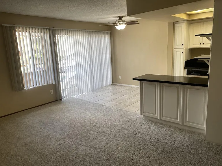 7555 Linda Vista Rd — Photo 7
