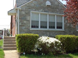 8943 Calvert St, Philadelphia, PA 19152