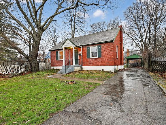 3rd image of 1166 Groesbeck Rd