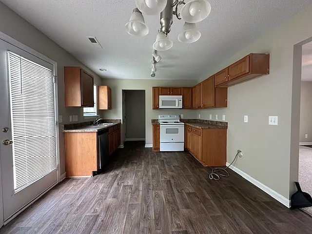 3555 Morning Mist Rd — Photo 9