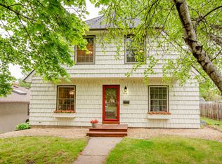 598 Clifford St, Saint Paul, MN 55104