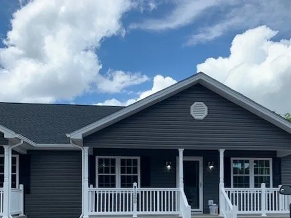 1200 N Forest Ave, Waynesboro, VA 22980