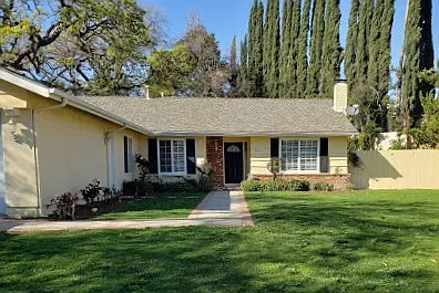 6068 Hackers Ln — Photo 3