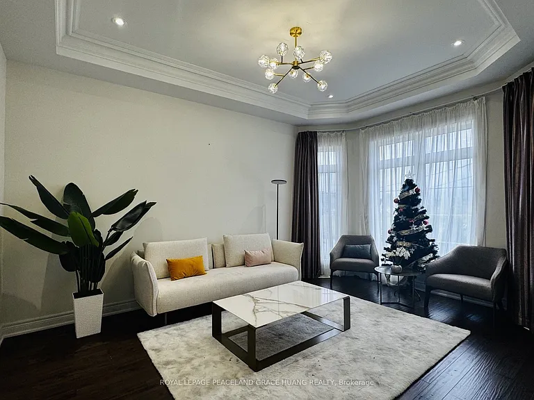 9 Anglin Dr — Photo 2