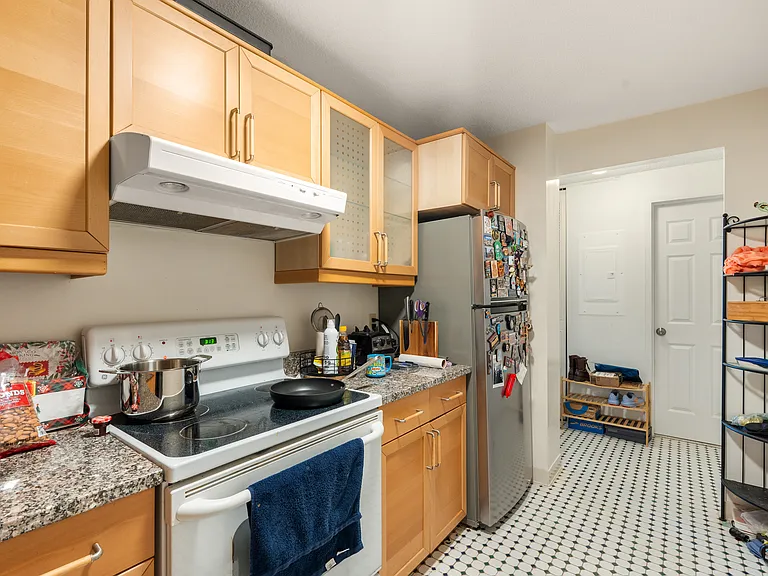 872 Massachusetts Ave #303 — Photo 22