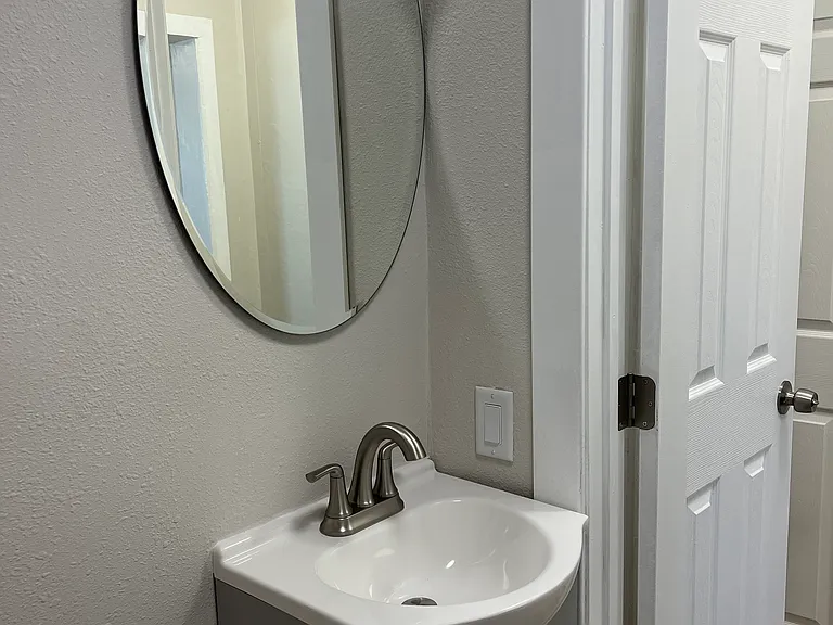 1740 Oxford St SE #3 — Photo 15