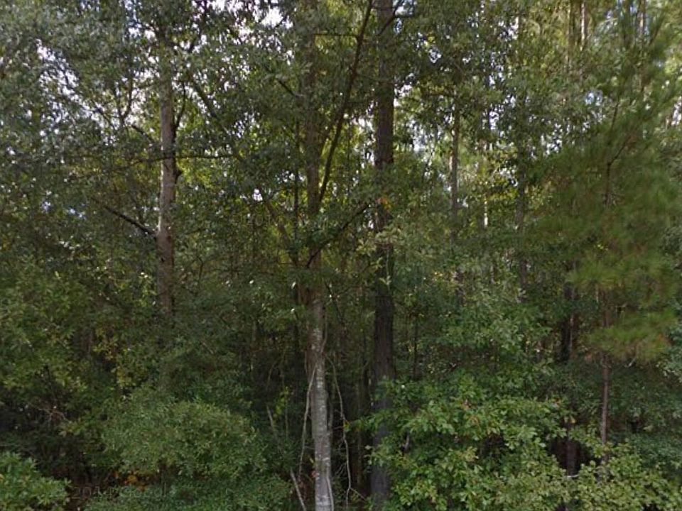 2nd image of 679 Smith Dr