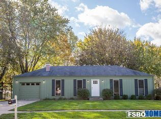 2006 9th Street Pl, Coralville, IA 52241