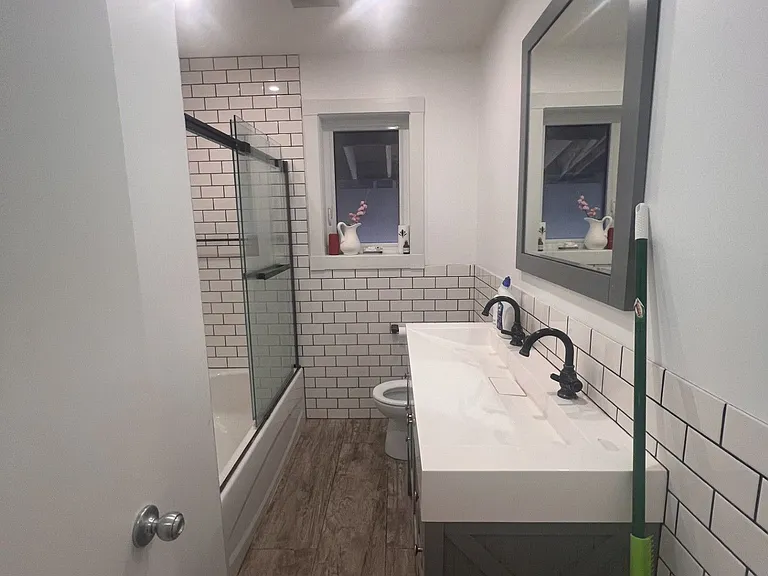 58 Ellendale Dr — Photo 15
