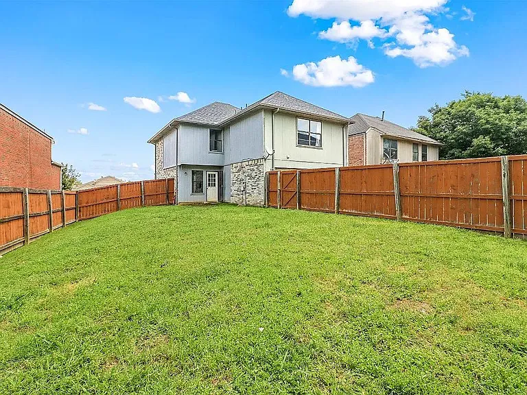 12714 Hilltop Dr — Photo 13