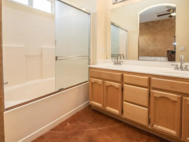 2055 Keel Ct — Photo 4