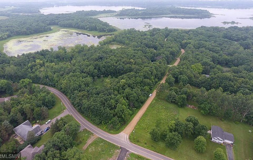 Corner 282nd & Lakelawn Dr.