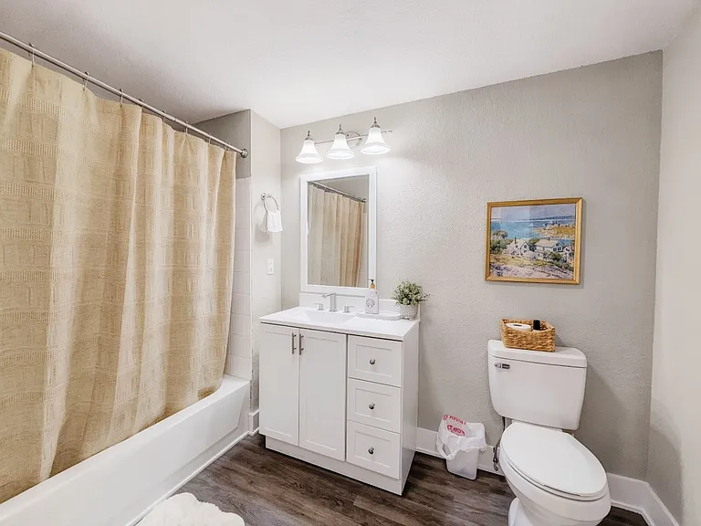 23640 Walden Center Dr #206 — Photo 5