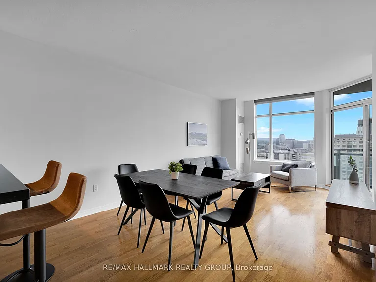 570 Laurier Ave W #1604 — Photo 7