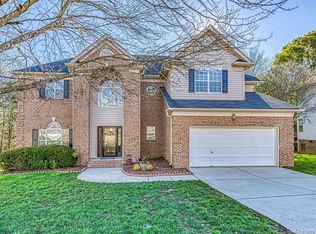 10925 Valley Spring Dr, Charlotte, NC 28277