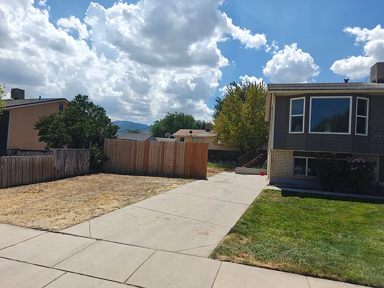 3718 S 8200 W — Photo 3
