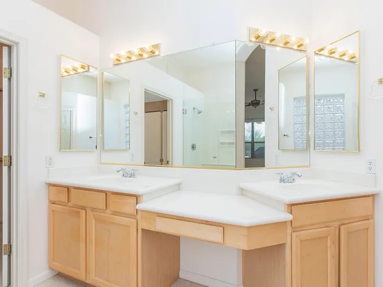 9239 N Crown Rdg — Photo 13