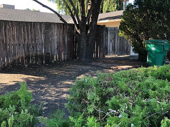 4th image of 9109 Eaglepoint Ln