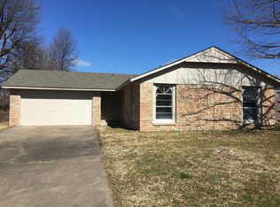 1204 W Oak Ridge St S, Broken Arrow, OK 74012