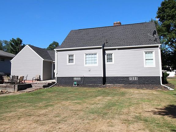 3rd image of 285 Hilbish Ave