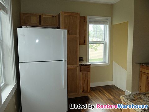 4th image of 4003 Nokomis Ave S