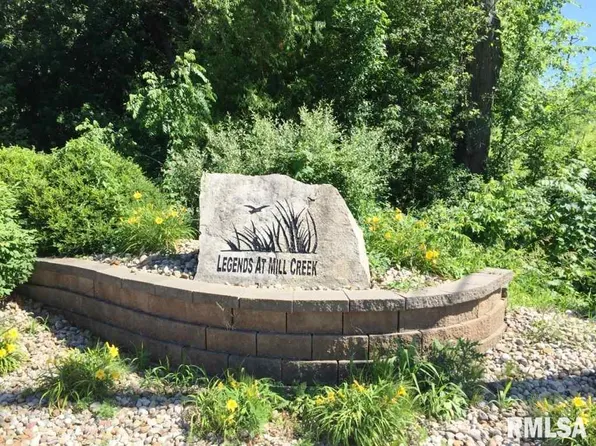 1409 Legends Dr, Milan, IL 61264