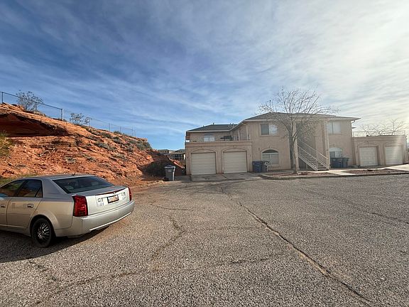 2nd image of 620 W Evans Ridge Cir