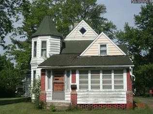 1672 Jacobs Rd, Youngstown, OH 44505