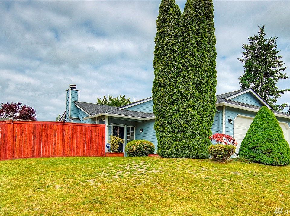 Rambler on nice lot, newer roof, siding, furnace with air conditioning, plumbing, lighting, garage door, flooring! 