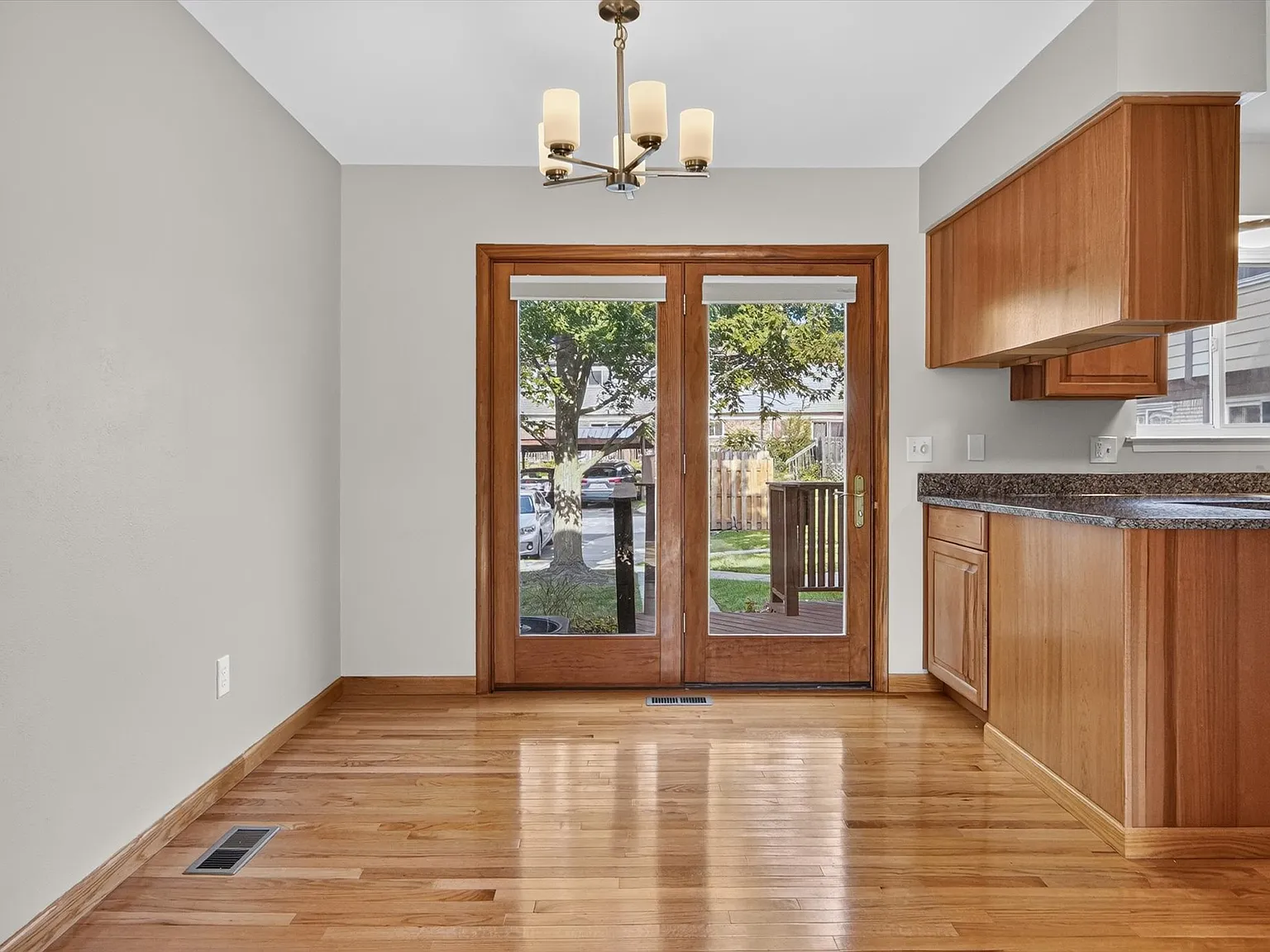 145 Sheffield Drive - 1 — Photo 2