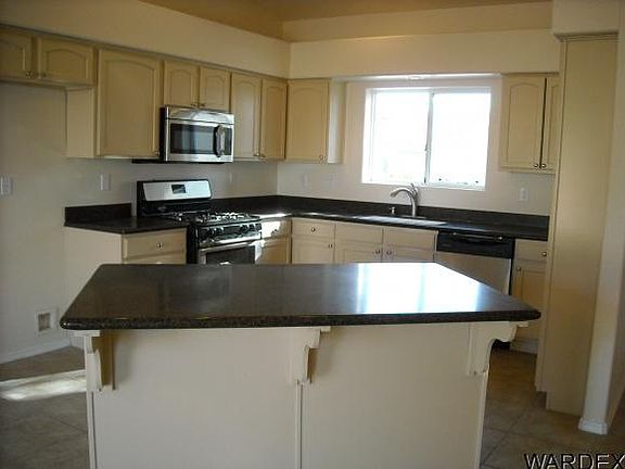 4th image of 4033 S Cassidy Dr