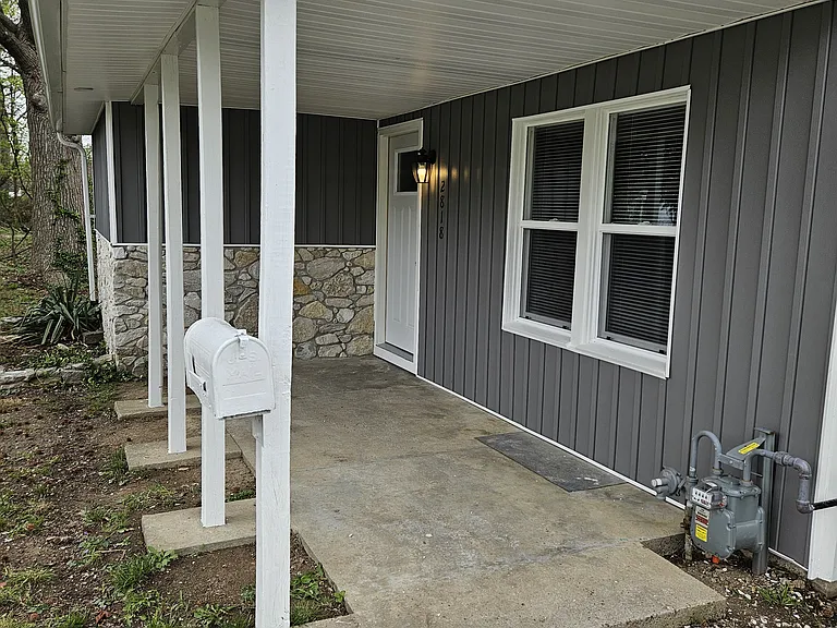 2818 S Rotherwood Ave — Photo 2