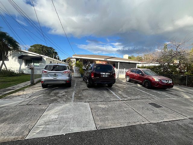 1st image of 2842 SW 36th Ct #2842