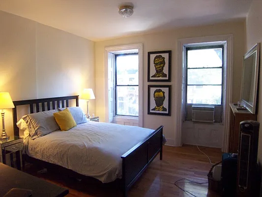 Rented by Heights Realty Advisors | media 33