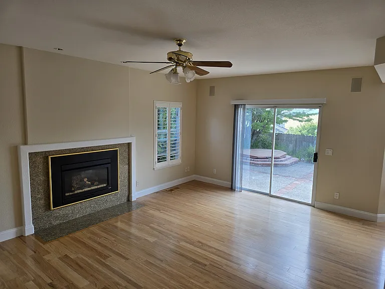 3121 Sonoma Valley Dr — Photo 10
