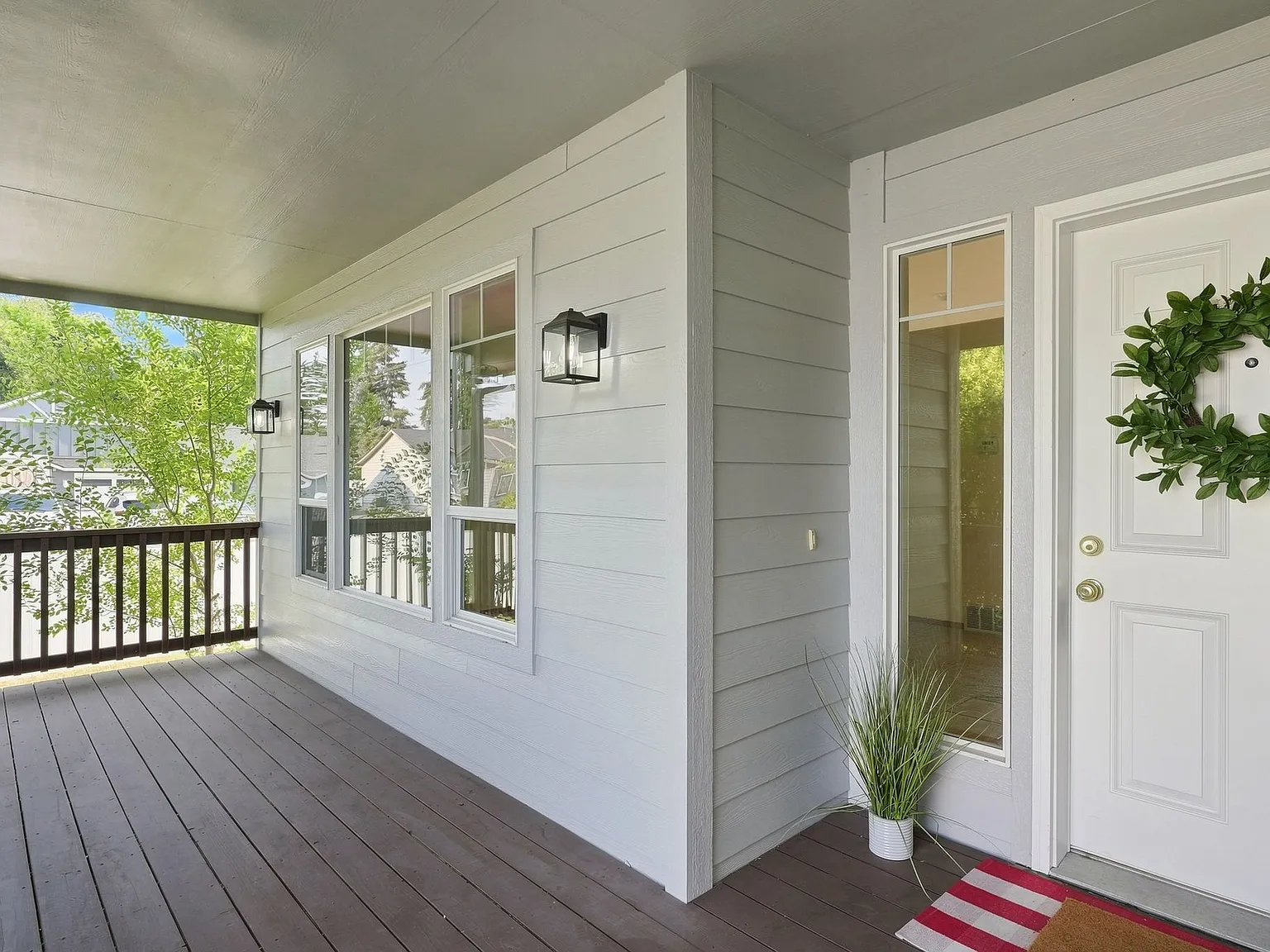 3 bed, 2114 sqft, $2,500 — Photo 3