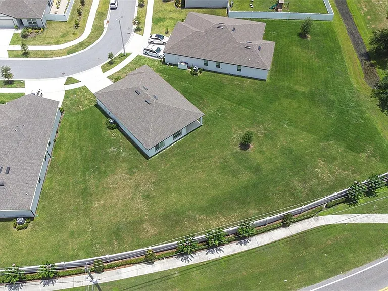 1050 Michelangelo Ln — Photo 26