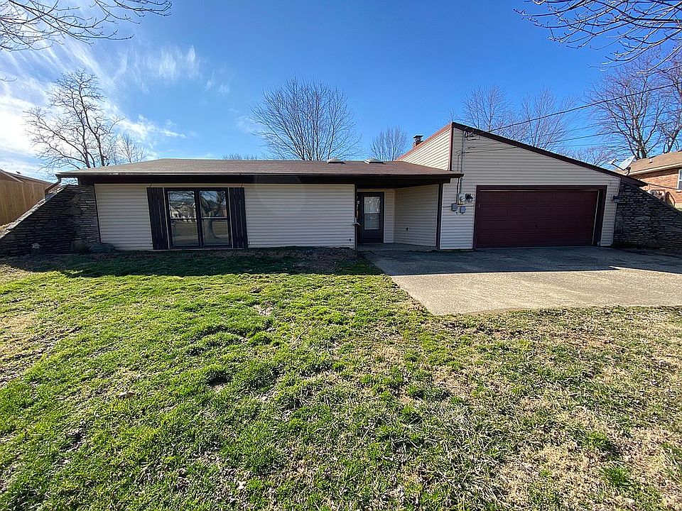 1st image of 123 Elaine Way