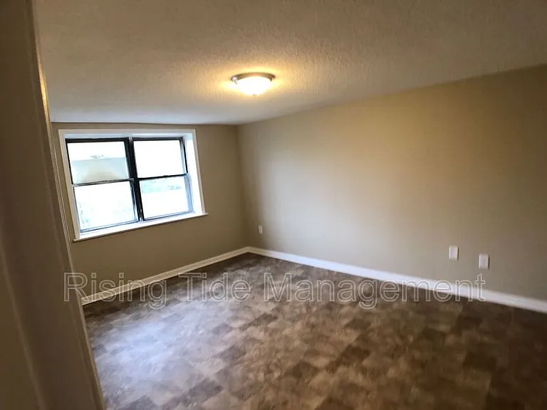 724 Self Dr — Photo 10