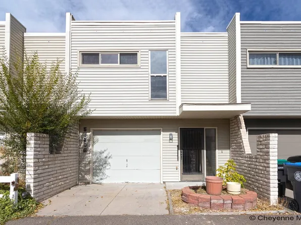 5520 Townsend Pl APT B, Cheyenne, WY 82009